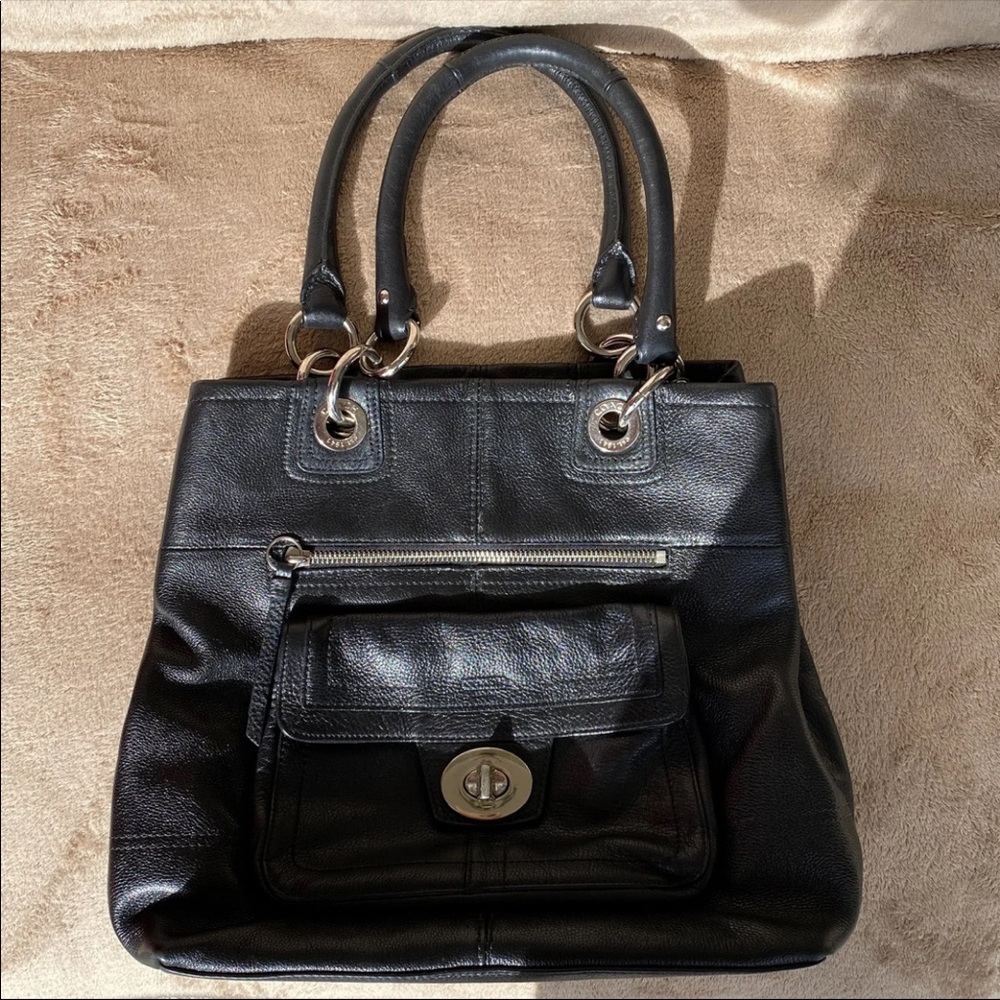 COACH Hampton Women’s Black Leather